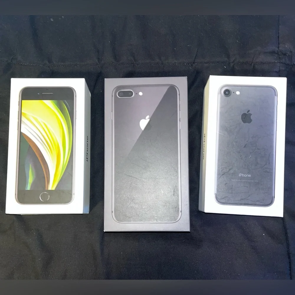 3 EMPTY iPhone Boxes For iPhone 7, iPhone 8 Plus & iPhone SE 2